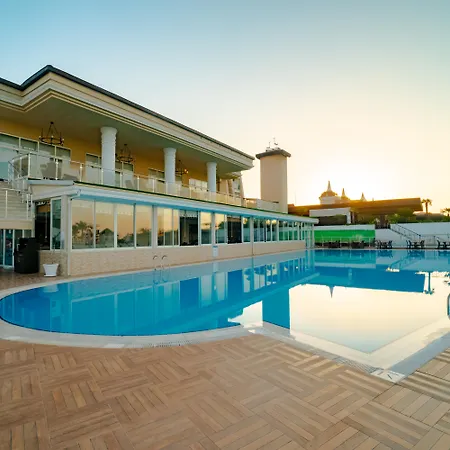Hotel Throne Seagate Belek